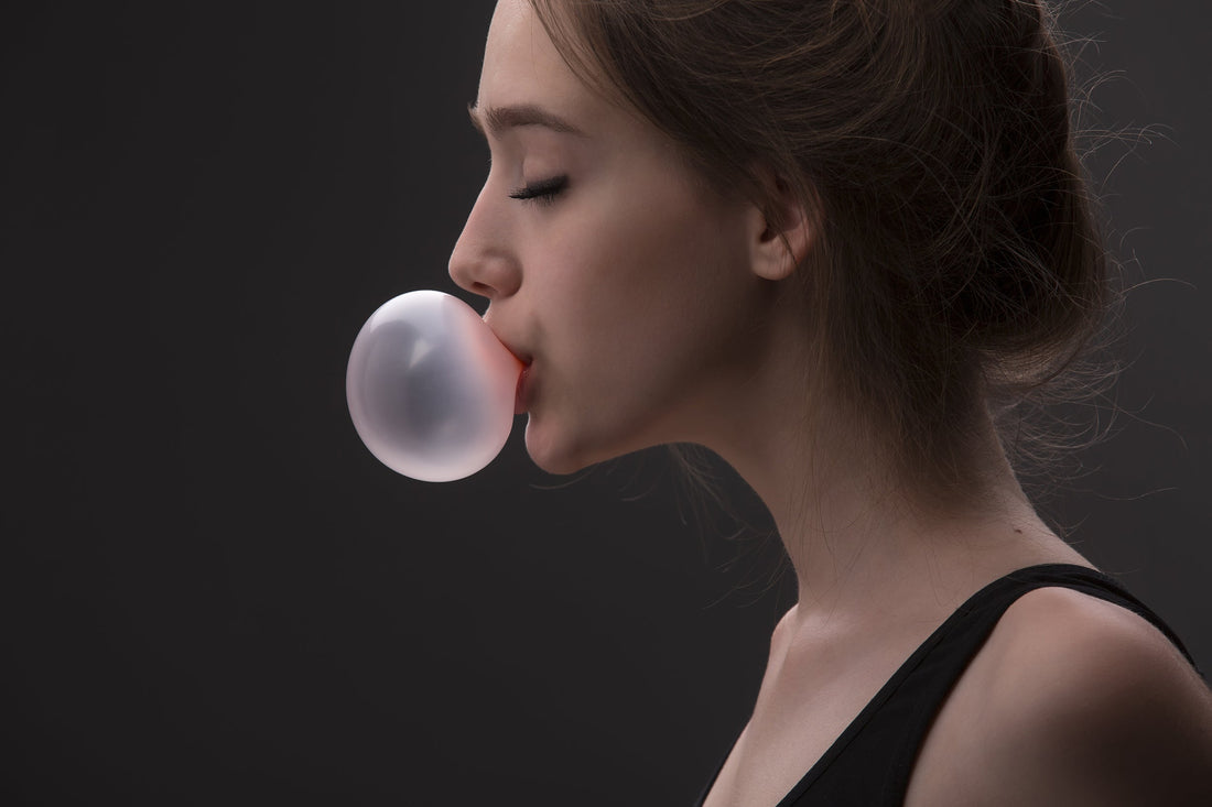 Yes, chewing gum causes gas peaking 3-6 hours later. Sugar alcohols and swallowing 2-3x more air create a double assault. Learn why it happens and how to manage it.